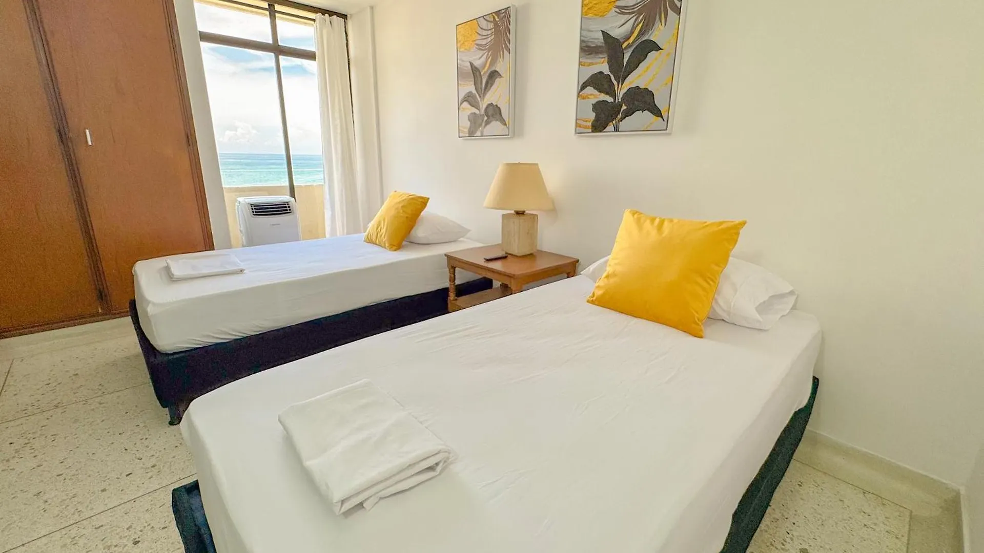 Apartamentos Con Vista Al Mar Rodamar, Bedviajes Santa Marta  Lägenhet