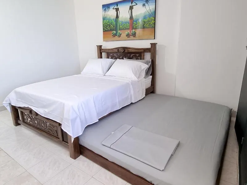 Apartamentos Con Vista Al Mar Rodamar, Bedviajes Santa Marta  Colombia